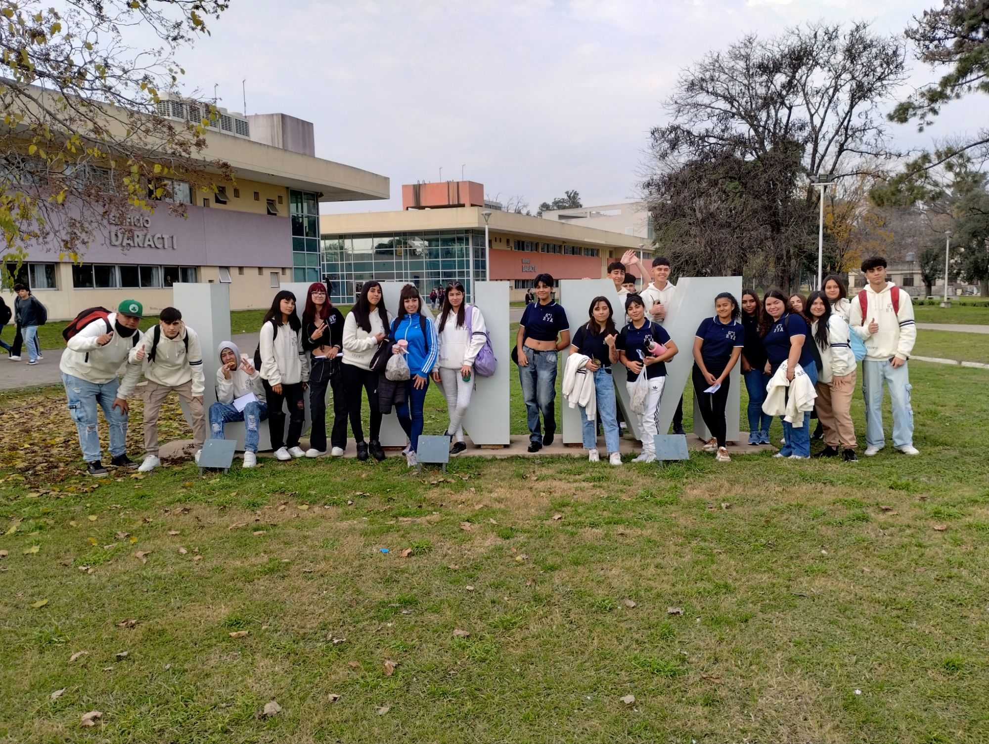 Salida  educativa a la Universidad Nacional de Moreno